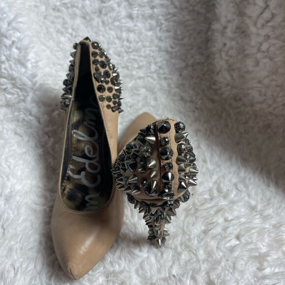 Sam Edelman leather tan spikes hidden platform slip on heels size 8M - Picture 2 of 12